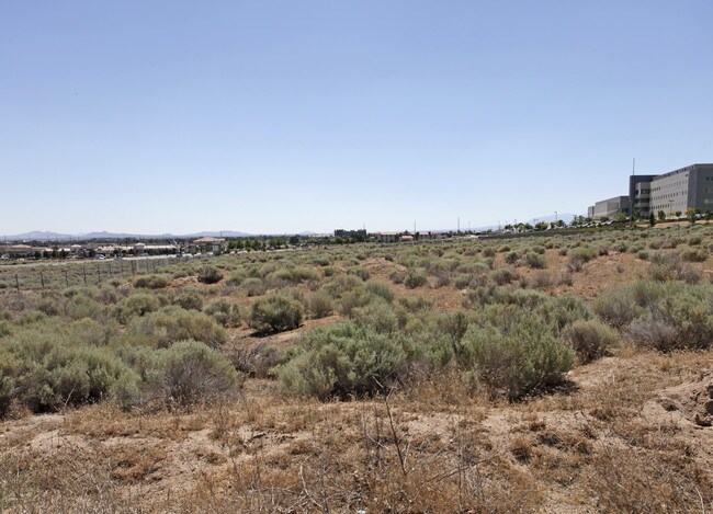 Plus de détails pour 10th St W, Palmdale, CA - Terrain à vendre