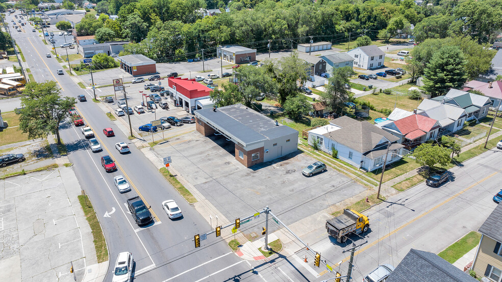 105 E 4th St, Salem, VA for sale - Aerial - Image 3 of 6