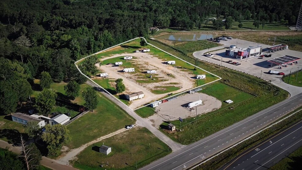 11777 US Highway 59 N, Livingston, TX à vendre - Vidéo sur l’inscription commerciale - Image 2 de 18