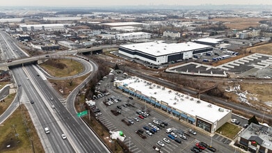 84 Rt 17, East Rutherford, NJ à louer Photo intérieure- Image 2 de 28