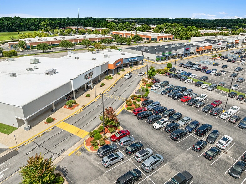 2701-2736 N Mall Dr, Virginia Beach, VA for lease - Primary Photo - Image 2 of 12