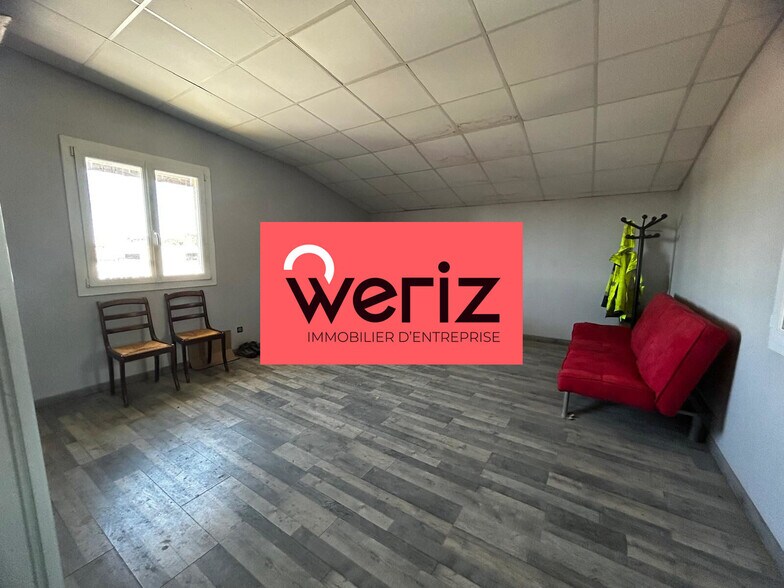 Flex dans Gignac-la-Nerthe à louer - Photo du bâtiment - Image 2 de 7