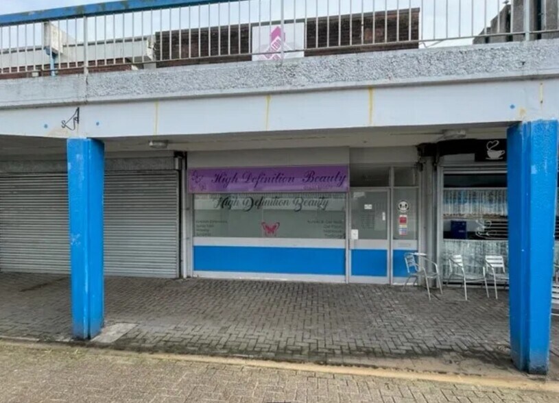Bettws Shopping Centre Centre, Bettws à louer - Photo du bâtiment - Image 2 de 2