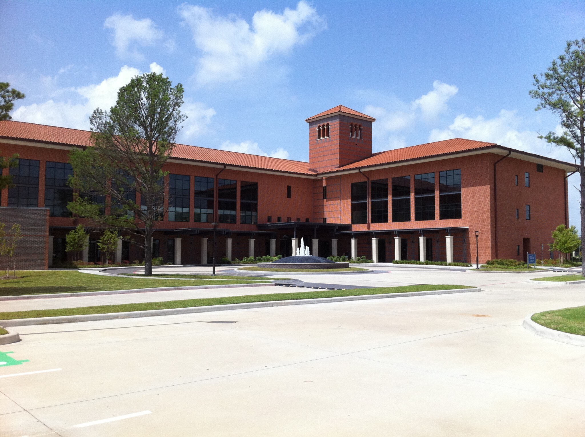 750 Westgreen Blvd, Katy, TX à louer Photo du bâtiment- Image 1 de 7