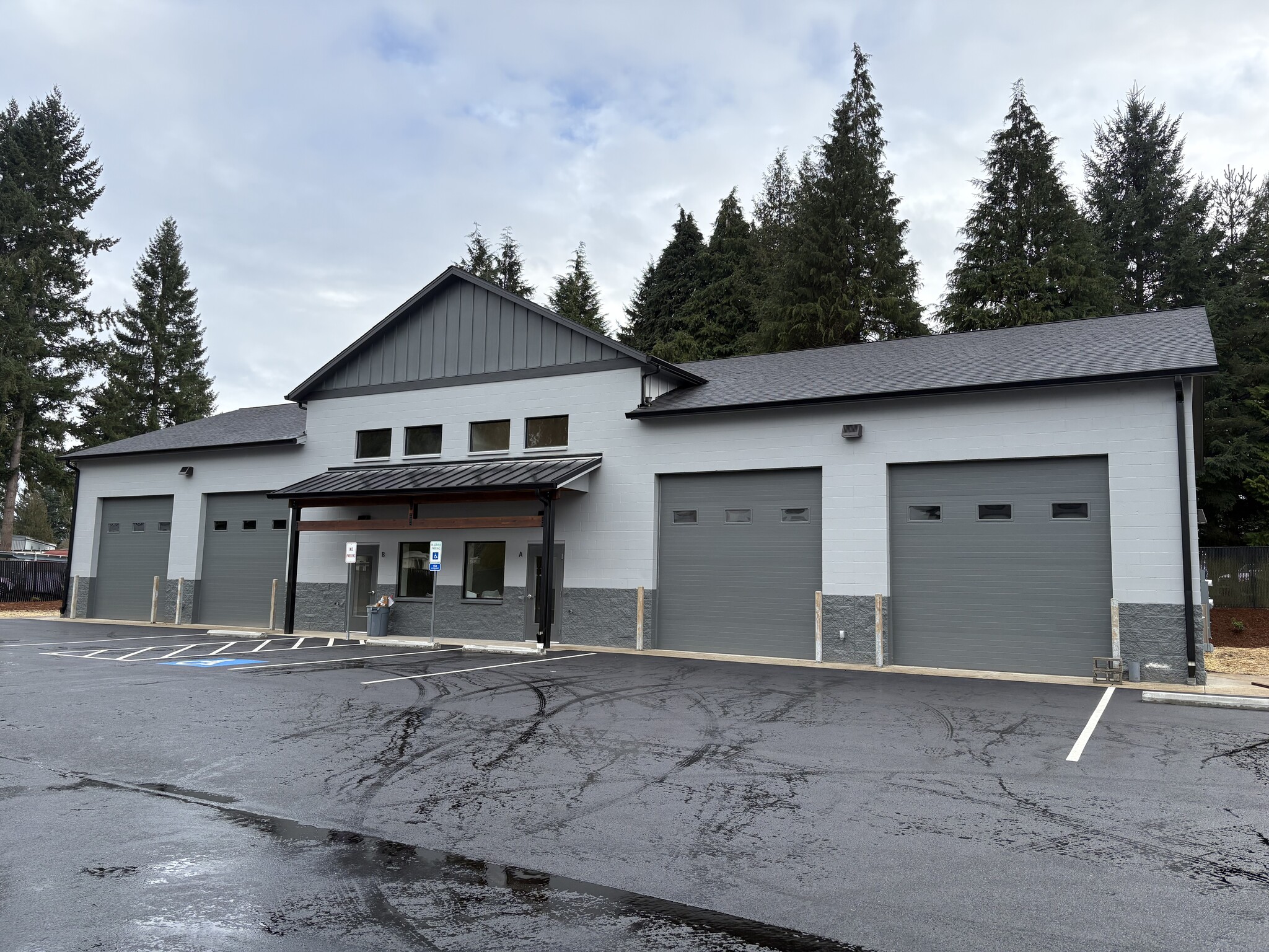 15805 NE Caples Rd, Brush Prairie, WA for lease Primary Photo- Image 1 of 11