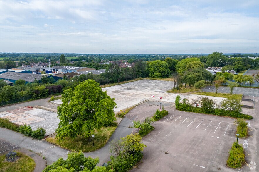 51 Saffron Rd, Wigston à louer - Photo du bâtiment - Image 3 de 23