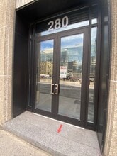 280 Albert St, Ottawa, ON à louer Photo du bâtiment- Image 1 de 6