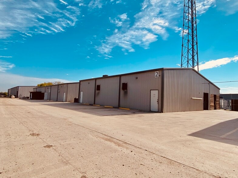 15064 University Dr, Forney, TX for lease - Building Photo - Image 2 of 13