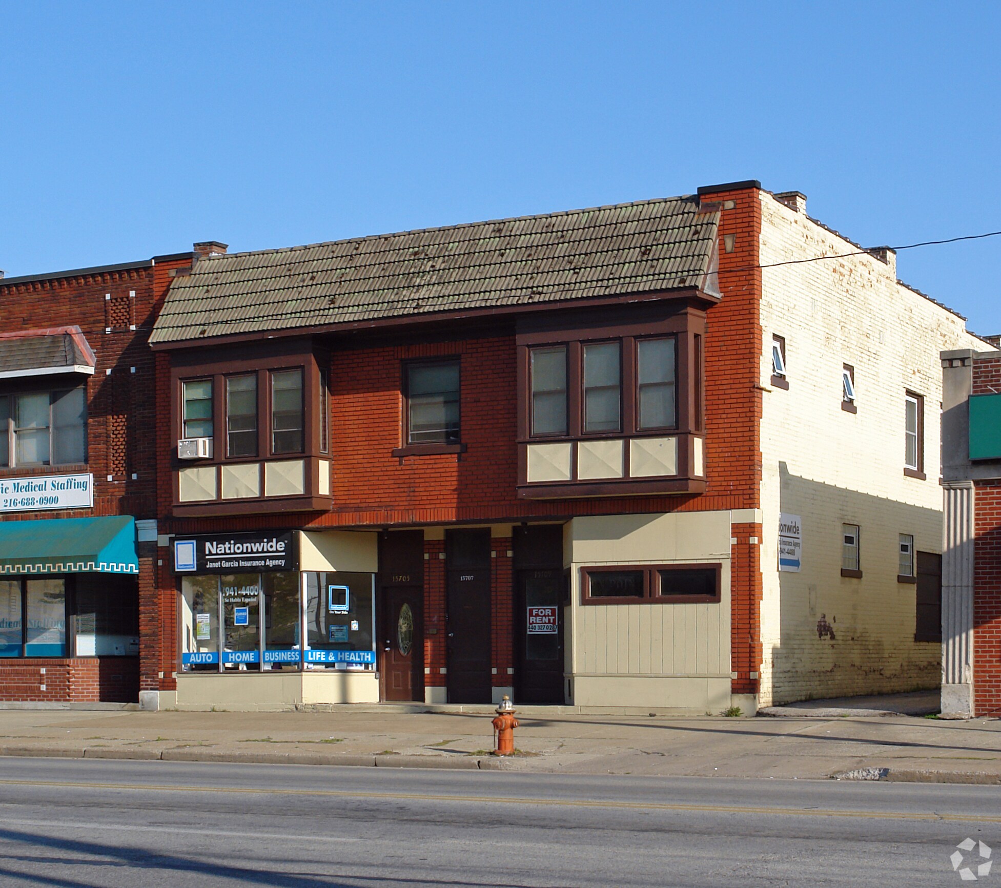 15705-15709 Lorain Ave, Cleveland, OH à vendre Photo principale- Image 1 de 29