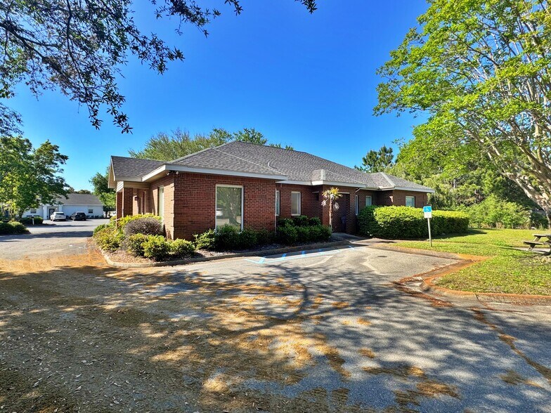 30 South Shore Dr, Miramar Beach, FL à louer - Photo du bâtiment - Image 2 de 8