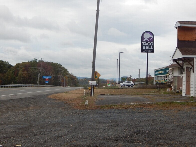 9369 Pennsylvania 61, Coal Township, PA for sale - Building Photo - Image 3 of 9