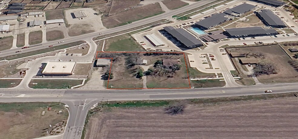 3511 N Austin St, Seguin, TX for sale - Primary Photo - Image 1 of 4