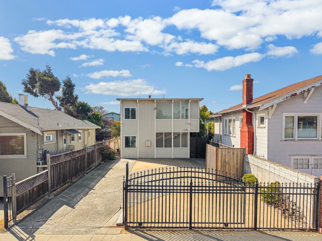 1226 Haskell St, Berkeley, CA for sale - Building Photo - Image 3 of 18