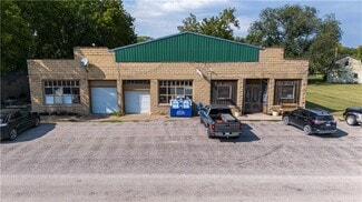 Plus de détails pour 86 3rd St, Moran, KS - Commerce de détail à vendre