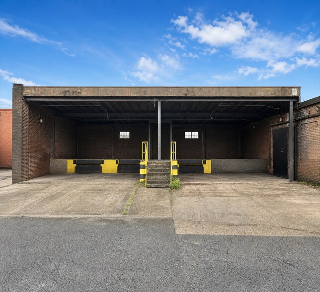 2 Peel Ln, Manchester à vendre - Photo du bâtiment - Image 3 de 10