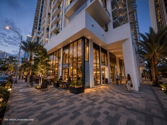 Plus de détails pour 11 NE 6th St, Miami, FL 33132, Miami, FL - Commerce de détail à louer
