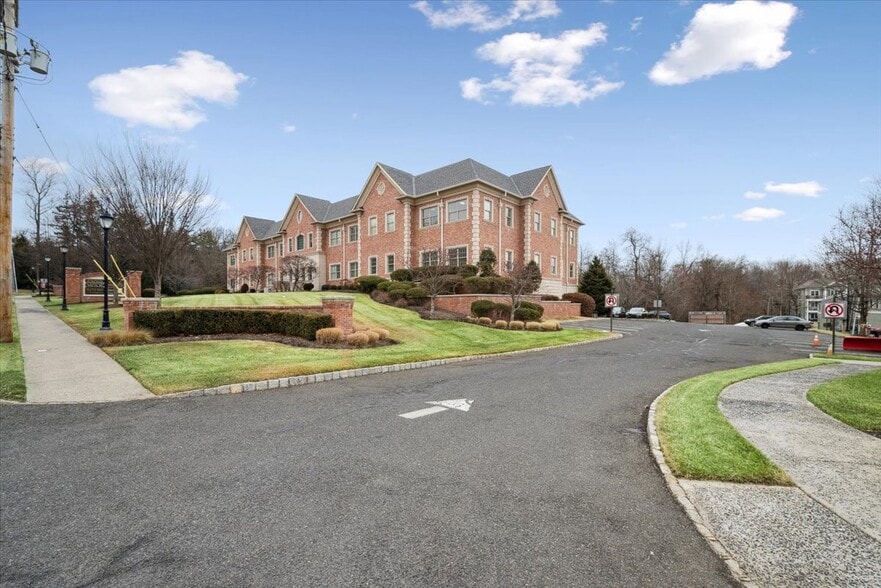 58 Mount Bethel Rd, Warren, NJ for lease - Building Photo - Image 2 of 28