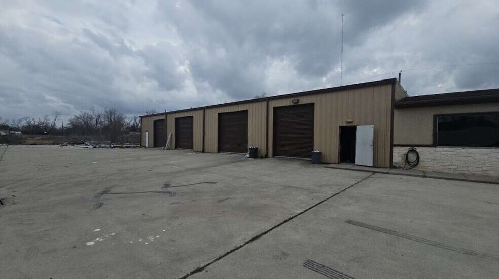 1806 Little York Rd, Houston, TX à vendre - Photo du bâtiment - Image 2 de 5