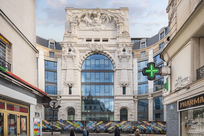 Plus de détails pour 22-32 Rue De Clignancourt, Paris - Bureau à louer