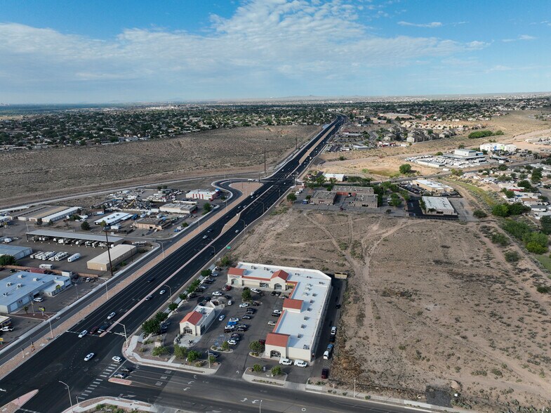 4901 Rockaway Blvd NE, Rio Rancho, NM à louer - Photo du bâtiment - Image 3 de 9