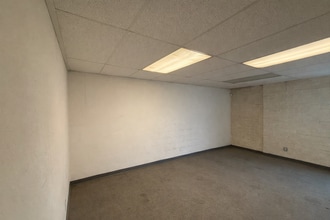 5320 Wells Park Rd, West Jordan, UT for lease Interior Photo- Image 1 of 3