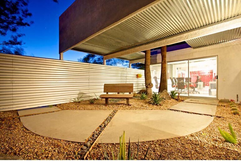 550 S Oleander Rd, Palm Springs, CA à louer Photo du bâtiment- Image 1 de 15