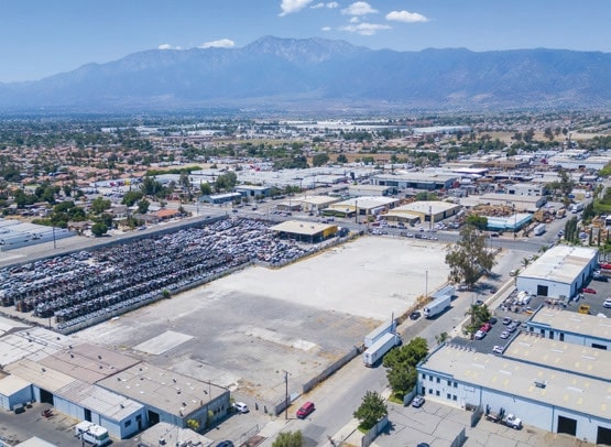 15363 Arrow Rte, Fontana, CA for lease - Building Photo - Image 2 of 8