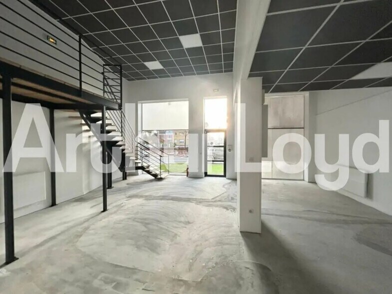 999 Avenue De La République, Marcq-en-Baroeul à louer - Photo intérieure - Image 2 de 6