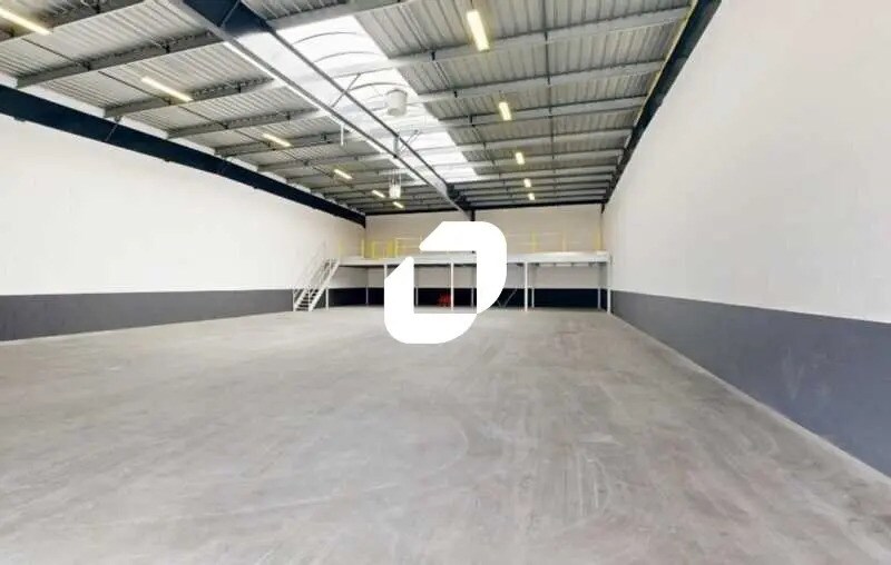 Flex in Bezons for lease Interior Photo- Image 1 of 9