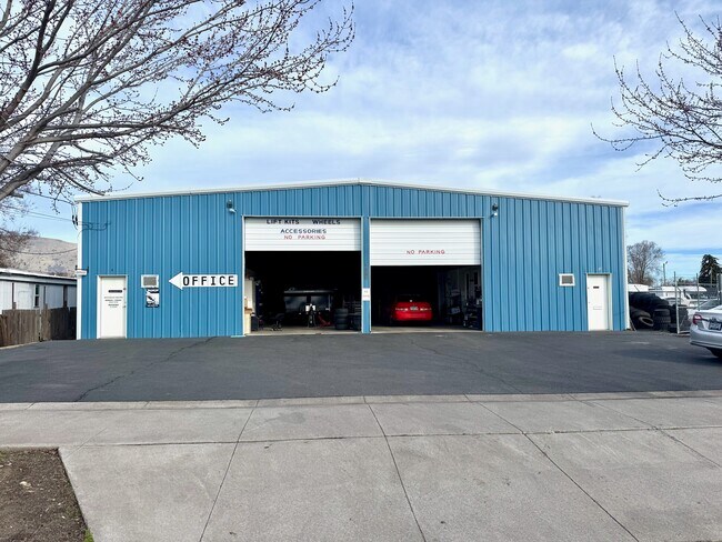 Plus de détails pour 1225 Adams St, Klamath Falls, OR - Industriel à vendre