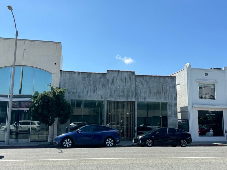 8262 Melrose Ave, Los Angeles, CA à louer - Photo principale - Image 1 de 12