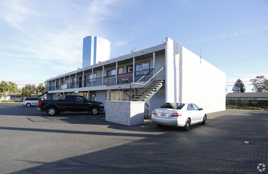 210 St Marys Dr, Oxnard, CA for lease - Building Photo - Image 1 of 3