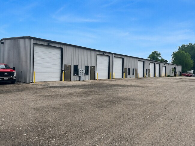 More details for 1317 Lamb Rd, Woodstock, IL - Industrial for Lease