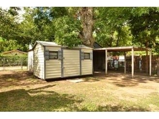 2335 E Cesar Chavez St, Austin, TX for lease - Building Photo - Image 3 of 15