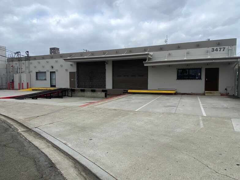 3477 Hancock St, San Diego, CA à louer - Photo du bâtiment - Image 2 de 11