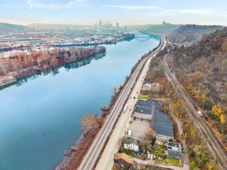 2707 W Carson St, Pittsburgh, PA for sale - Building Photo - Image 2 of 22