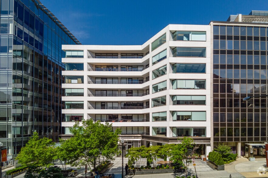 1220 19th St NW, Washington, DC à louer - Photo du bâtiment - Image 2 de 11
