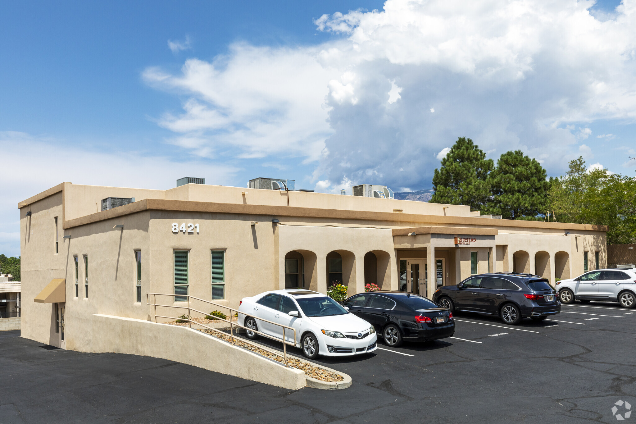 8421 Osuna Rd NE, Albuquerque, NM à vendre Photo du bâtiment- Image 1 de 1