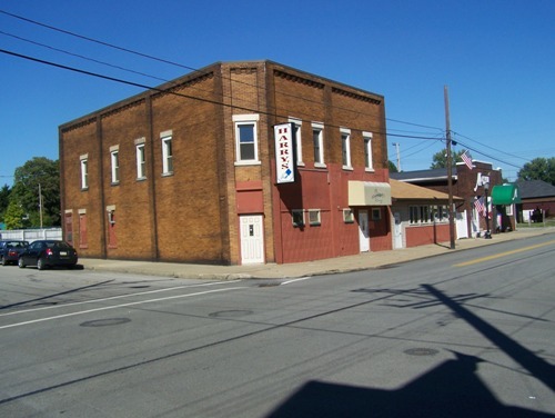 512 Main St, Sharpsville, PA for sale - Primary Photo - Image 1 of 1