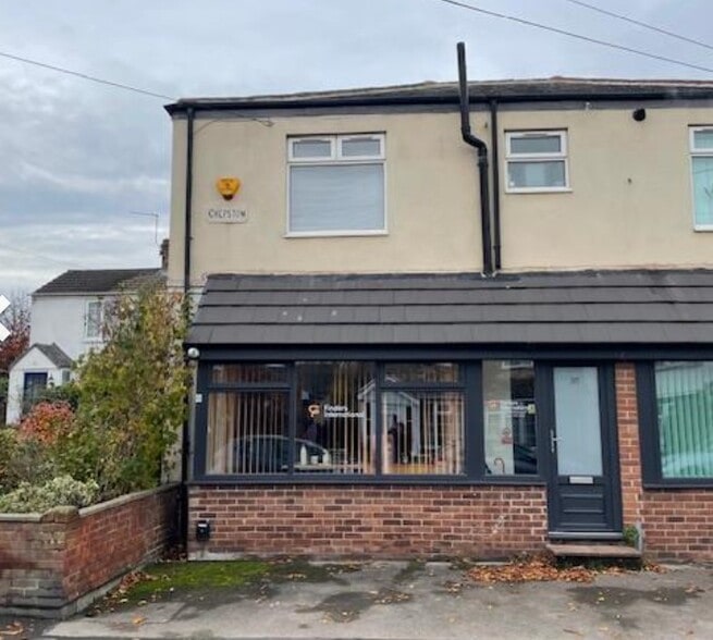 57 Main St, Hull for sale - Primary Photo - Image 1 of 2