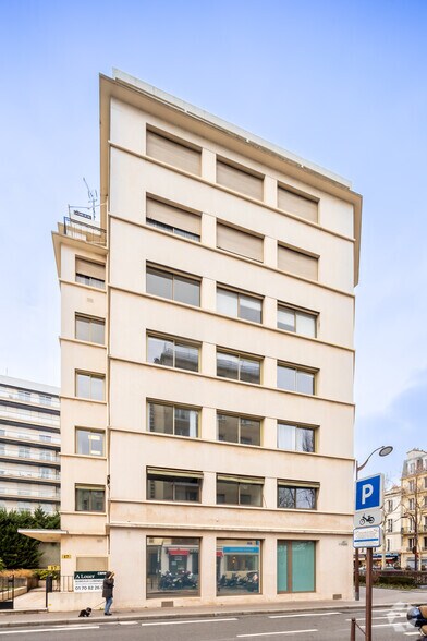 17 Rue De L'Hotel De Ville, Neuilly-sur-Seine à louer - Photo du bâtiment - Image 2 de 3