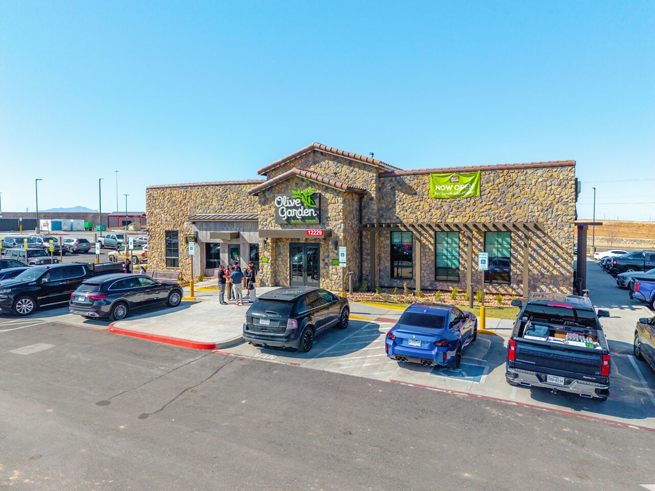 12229 Montana Ave, El Paso, TX à vendre Photo du bâtiment- Image 1 de 8
