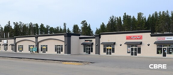 3815 Caxton St, Whitecourt, AB à louer - Photo du bâtiment - Image 2 de 2