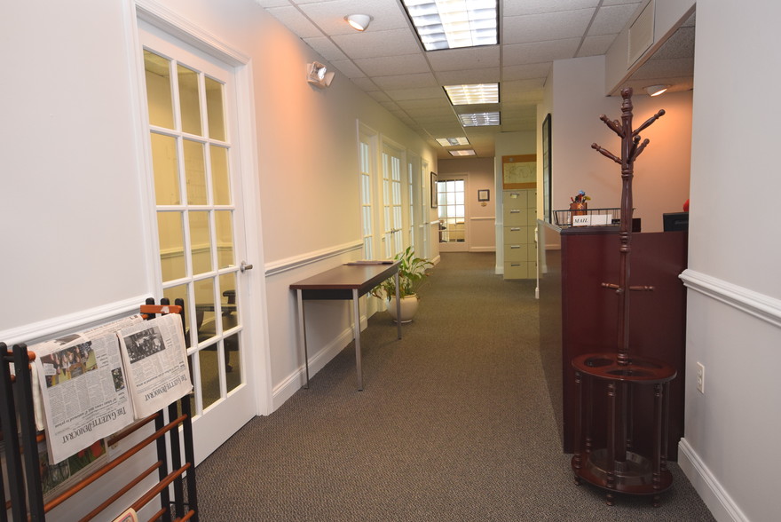 200 Little Falls St, Falls Church, VA à louer - Photo intérieure - Image 3 de 39