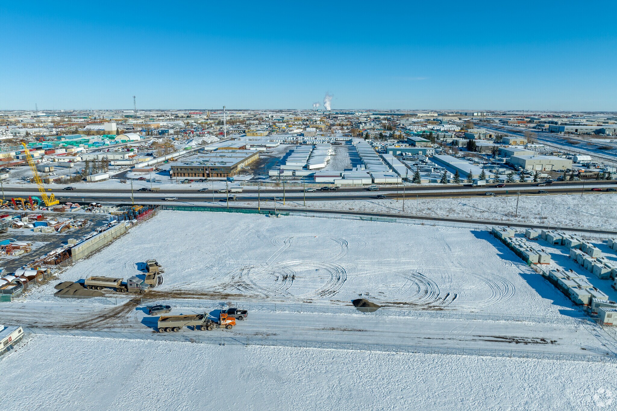 9229 Barlow Trl SE, Calgary, AB à vendre Photo du bâtiment- Image 1 de 1