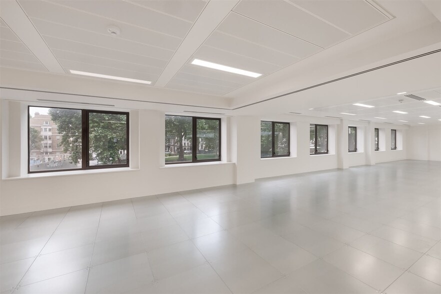 Berkeley Sq, London for lease - Interior Photo - Image 3 of 13