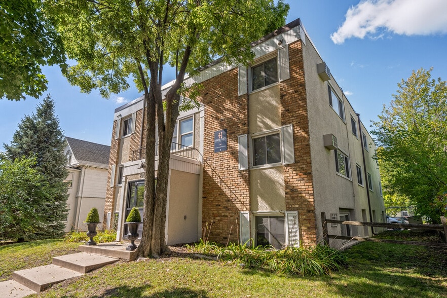 2016 Grand Ave S, Minneapolis, MN for sale - Building Photo - Image 3 of 9