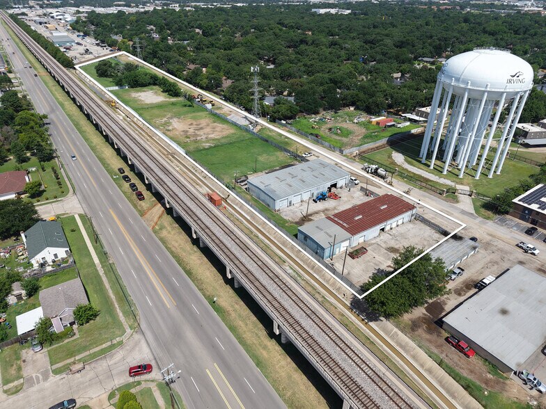 2432-2440 Parkside Ave, Irving, TX à louer - Photo du bâtiment - Image 2 de 5