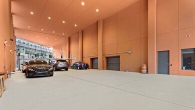 555 Broadway, Brooklyn, NY for lease Interior Photo- Image 1 of 6