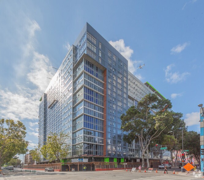 88 E San Carlos St, San Jose, CA à louer - Photo du bâtiment - Image 2 de 4